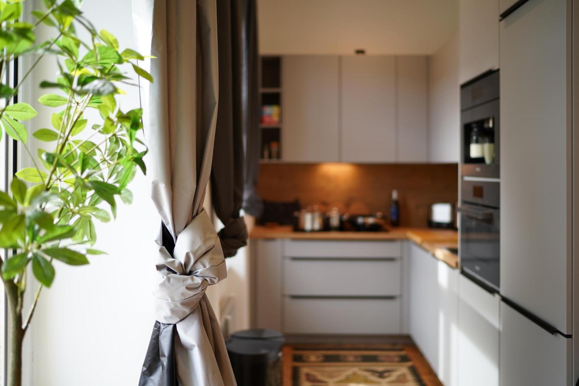 Edler Wohnraum Luxurioeses Studio Im Zentrum Mit Balkon, Kaffeevollautomat, Klima & Parkplatz Цвікау Екстер'єр фото